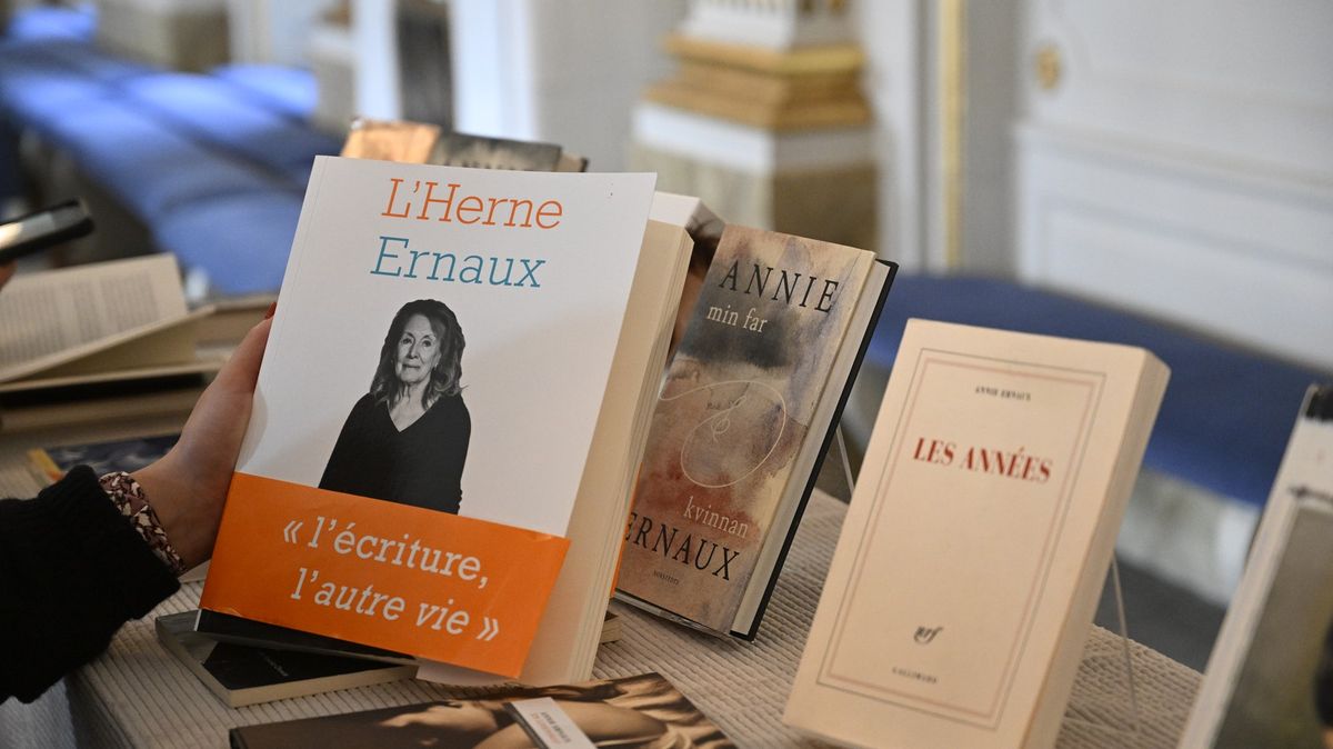 Nobelovu cenu za literaturu získala ikona francouzského feminismu